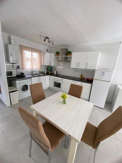 Casa De Las Palmeras Benalmádena Esterno foto
